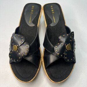 Nine & Company by Nine West Size 6 Black Mini Heeled Wedge Y2K Chunky Flower